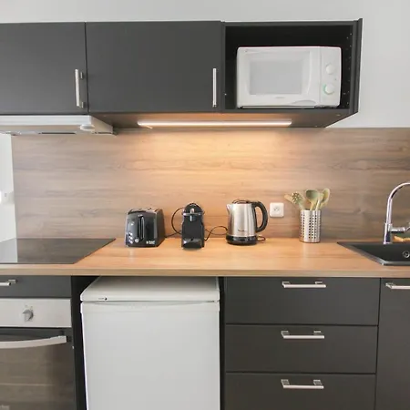 Lille Centre - Nice And Functional Studio W/ View Exterior photo